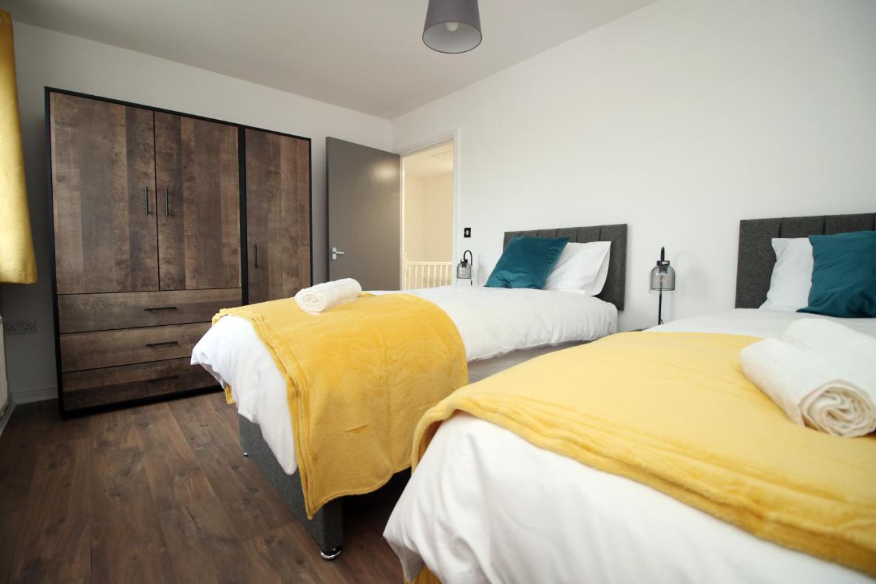 Delft - Spacious Home, High Speed Wi-Fi, Free Parking, Terrace Суиндон Экстерьер фото
